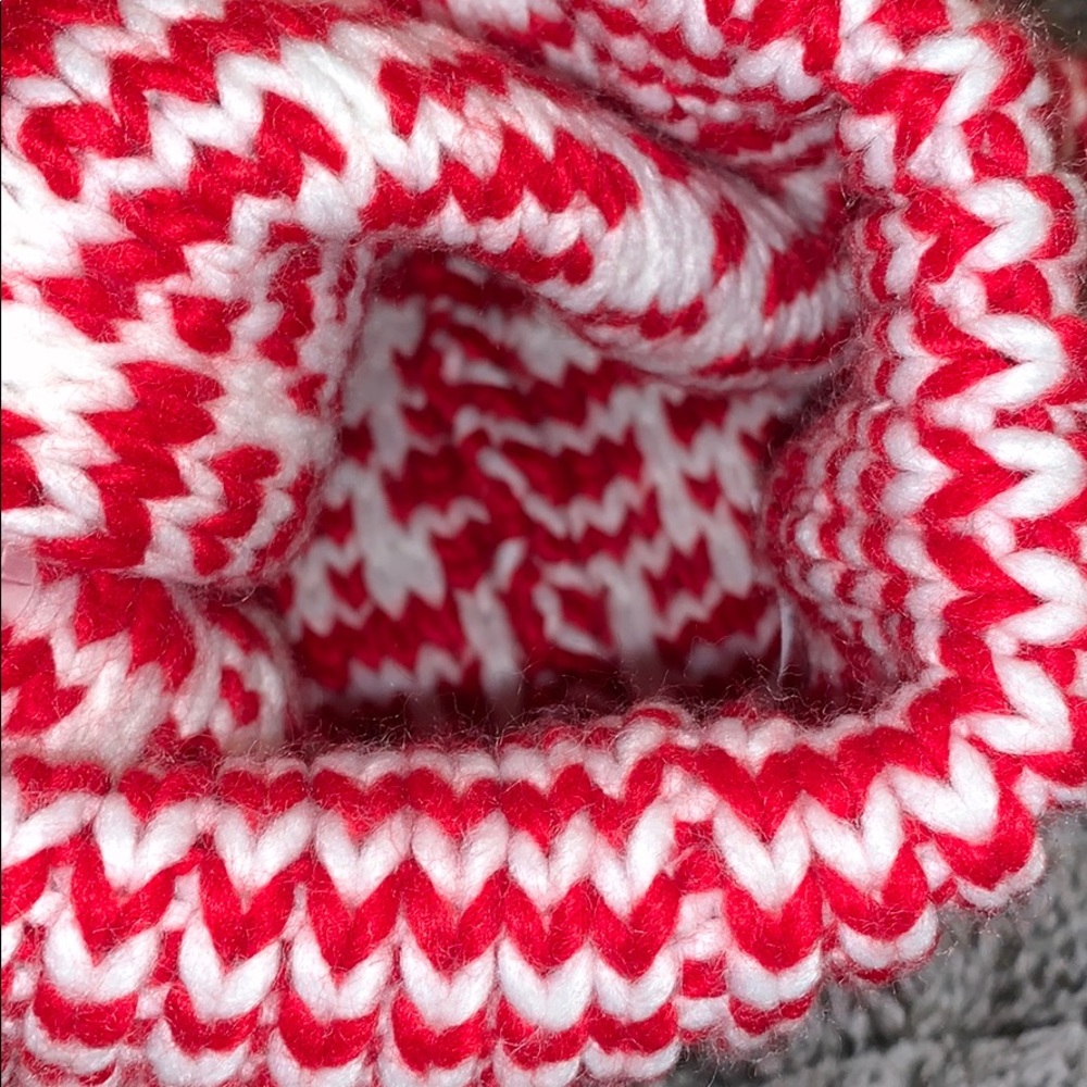 New hat, never worn. - Picture 2 of 2